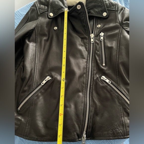 Black leather biker jacket, from Barney’s NY (now closed) - Picture 6 of 9
